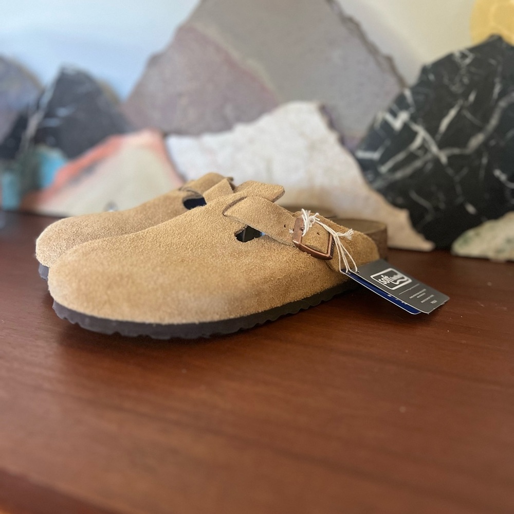 Women’s Birkenstock Boston Suede Clog in Latte, size 40